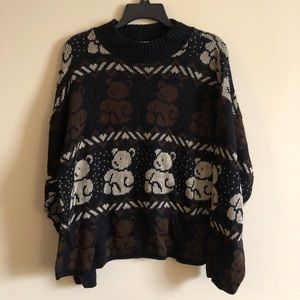 Vintage Teddy Bear Sweater 🧸
